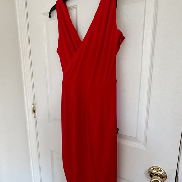 NWT Calvin Klein Red Sleeveless Twist Front Wrap Dress, Size 6 - Picture 10 of 14